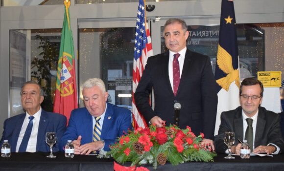 President of the Azores visits Demello International Center President of the Azores visits Demello International Center